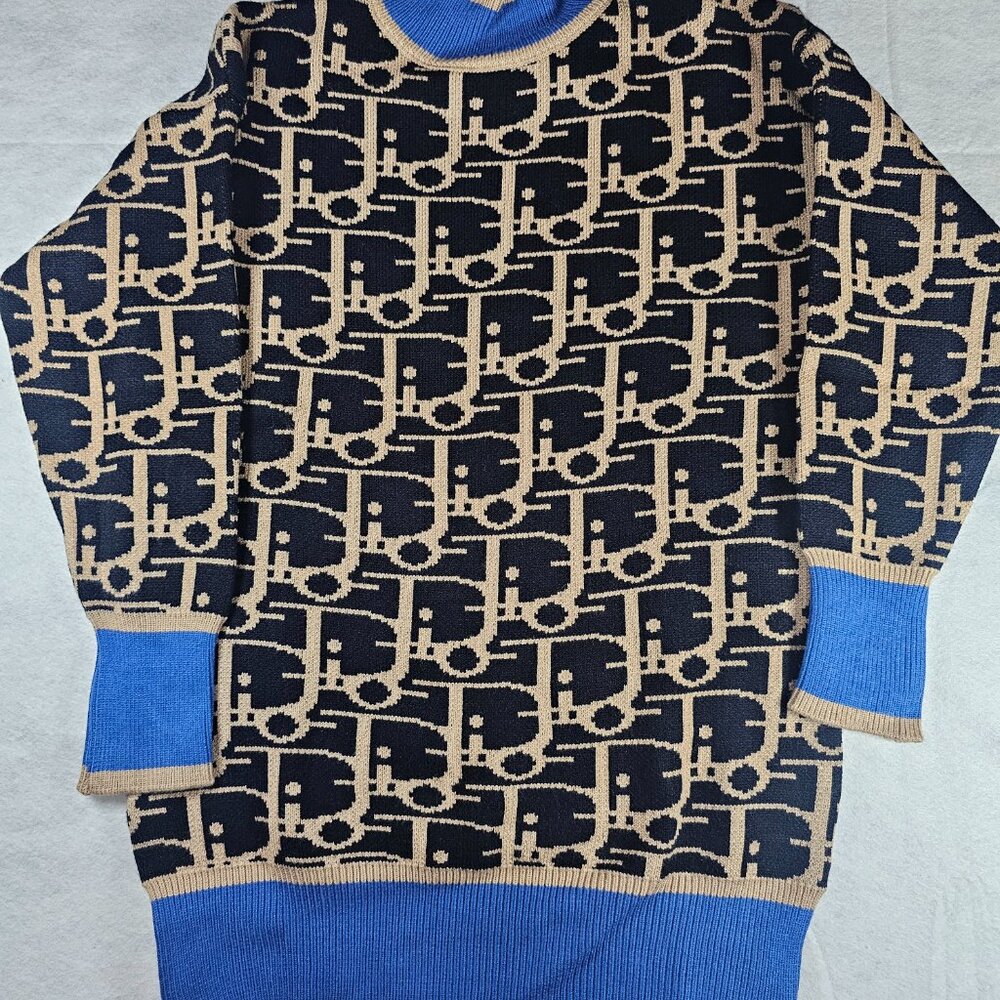 Designer Monogram Knit Semi Turtleneck Sweater Women's Size Small - Picture 2 of 6